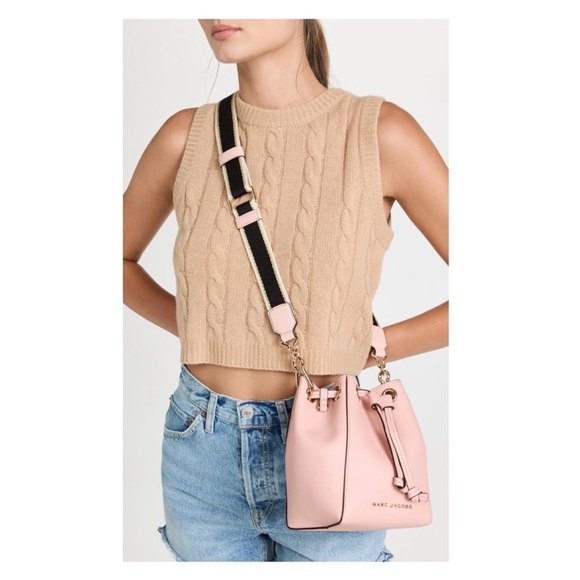 New! MARC JACOBS Crossbody Bucket Leather Bag in Rose Pink - Picture 3 of 12